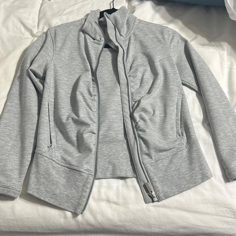 Lululemon zip up Ss 4